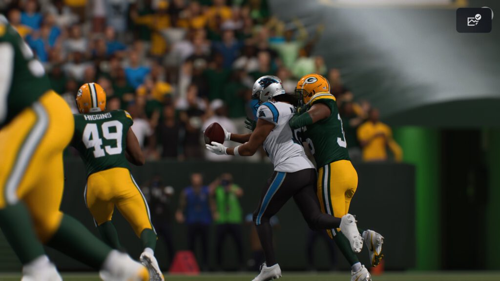 Madden NFL 26 Spieler rangeln um Ball